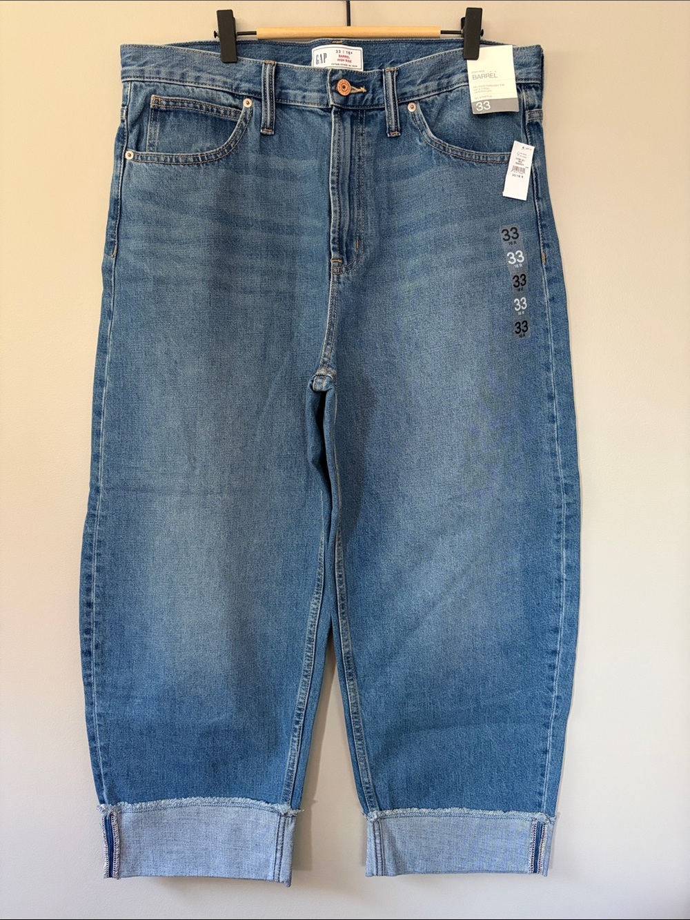 GAP Barrel High Rise Cuffed Jeans Size 33 Relaxed Wide Tapered Leg Medium Indigo
